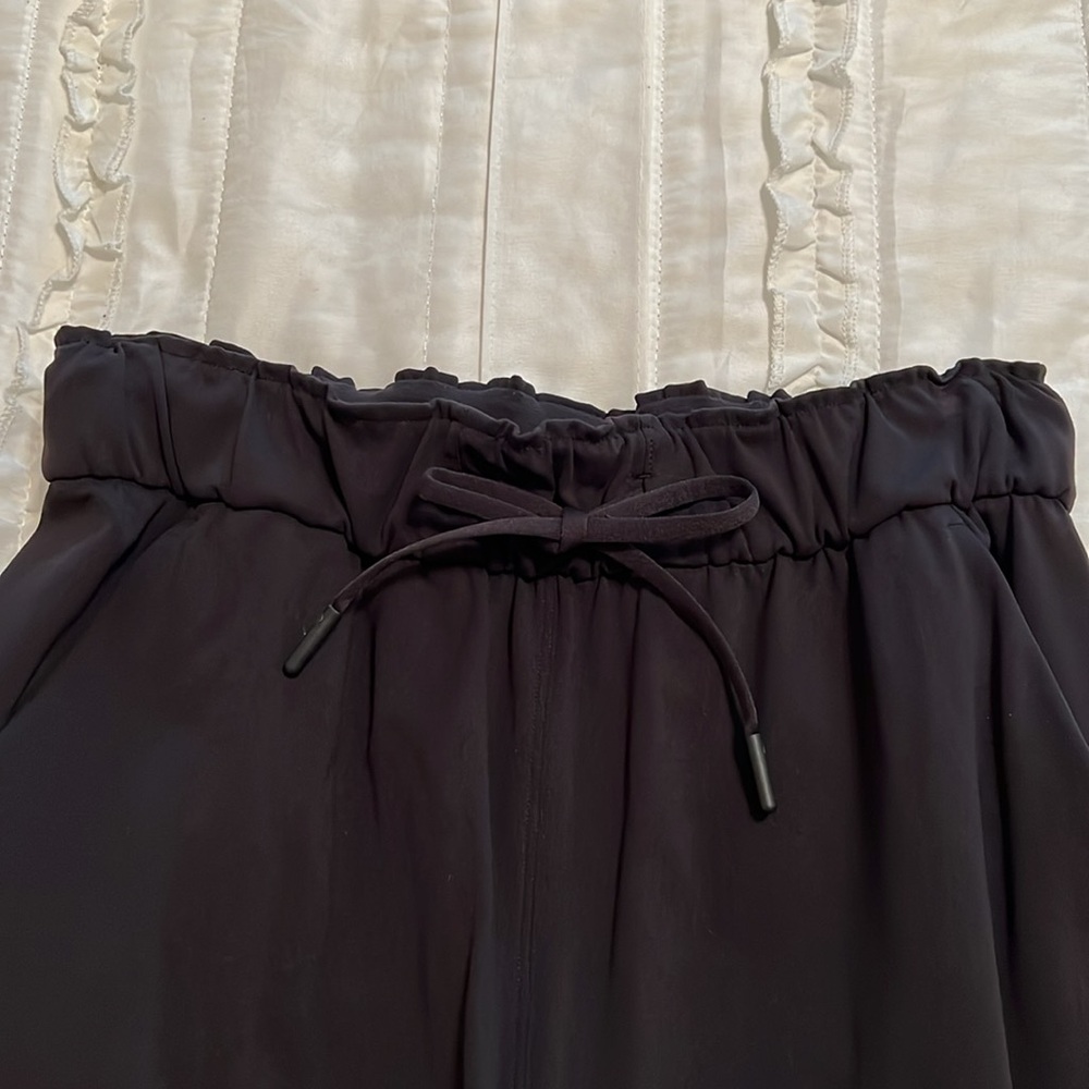 Lululemon High rise stretch 7/8 pants black - Picture 2 of 6